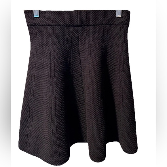 Zara Black Knit Mini Skirt NWOT A Line Bell Pull On Textured Women’s XS STRETCHY - Picture 3 of 8